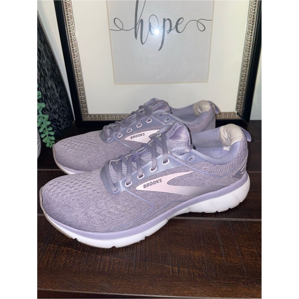Brooks Transmit 3 Lavender Light Pink Running Sneakers Size 9.5 - Picture 9 of 15